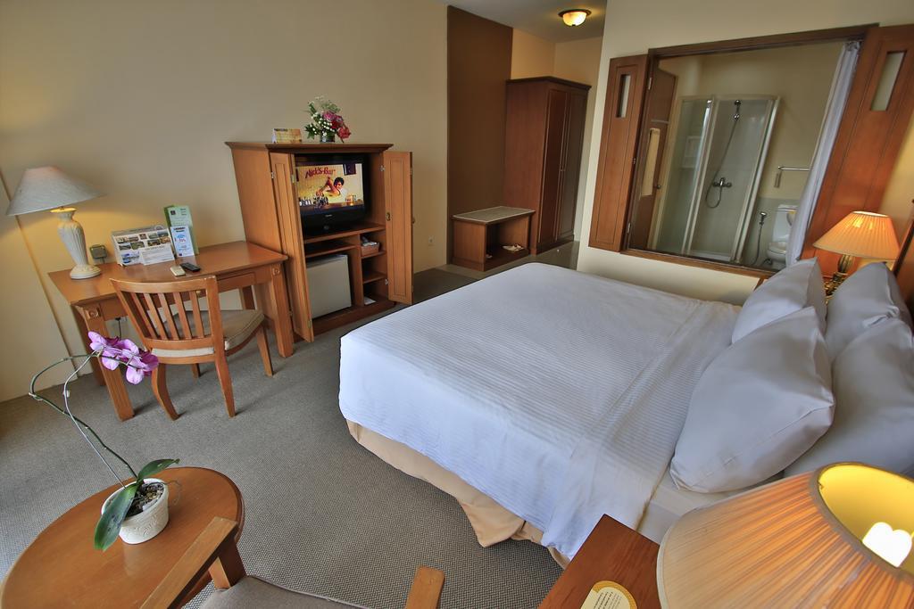 The Jayakarta Suites Bandung Pokój zdjęcie