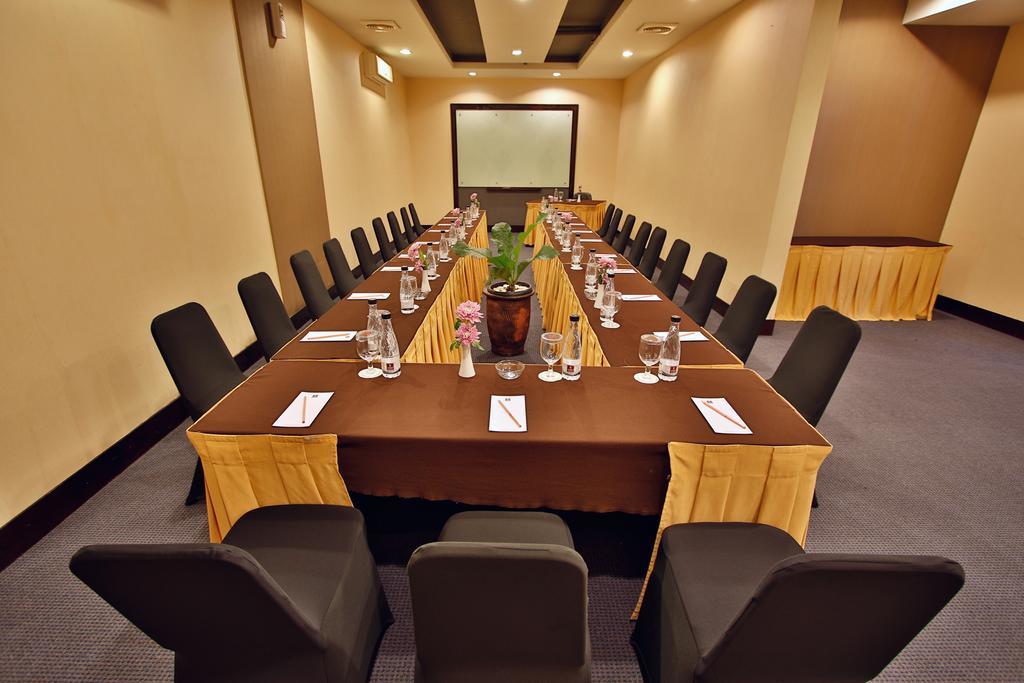 The Jayakarta Suites Bandung Zewnętrze zdjęcie