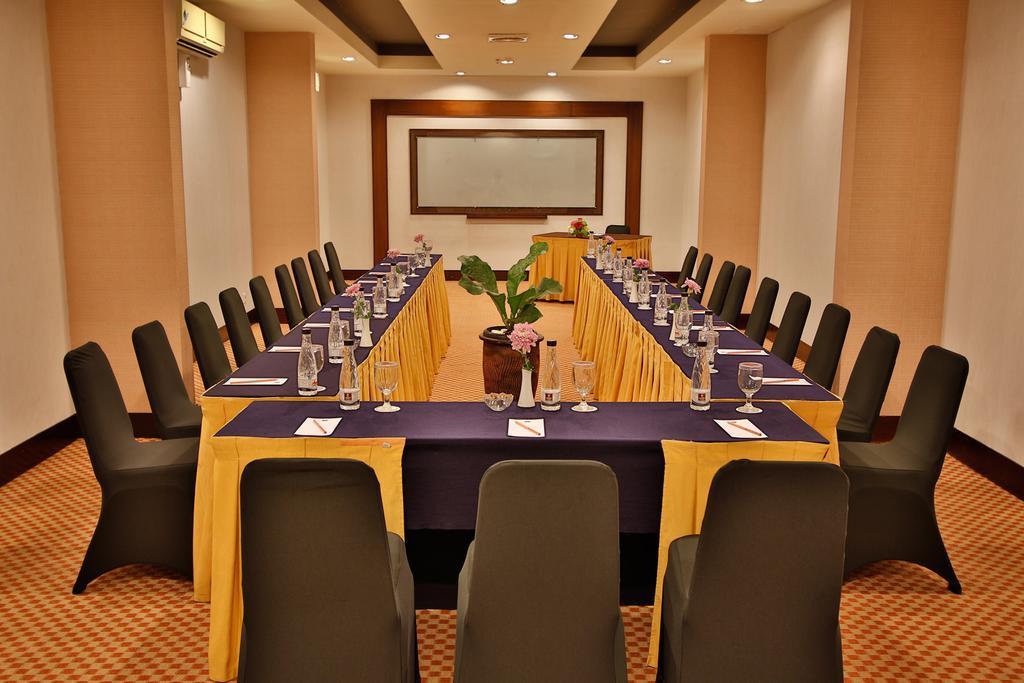 The Jayakarta Suites Bandung Zewnętrze zdjęcie