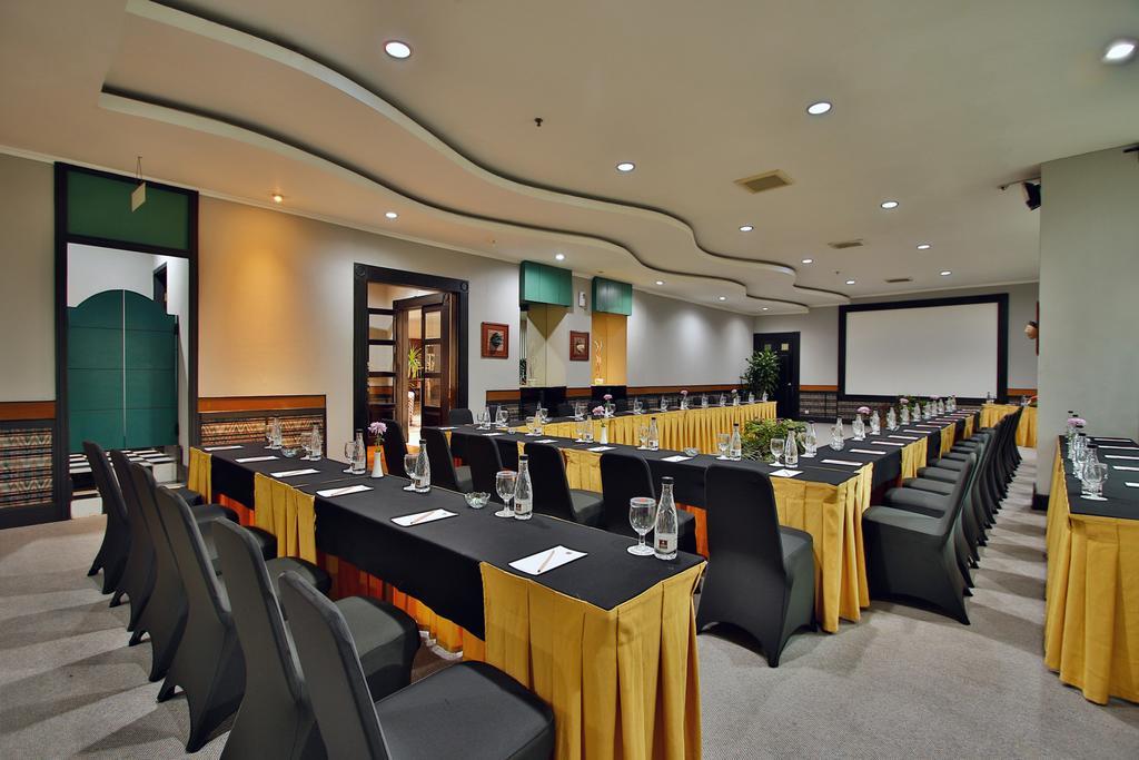 The Jayakarta Suites Bandung Zewnętrze zdjęcie