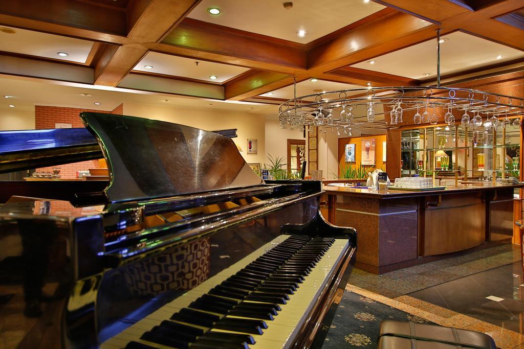 The Jayakarta Suites Bandung Zewnętrze zdjęcie
