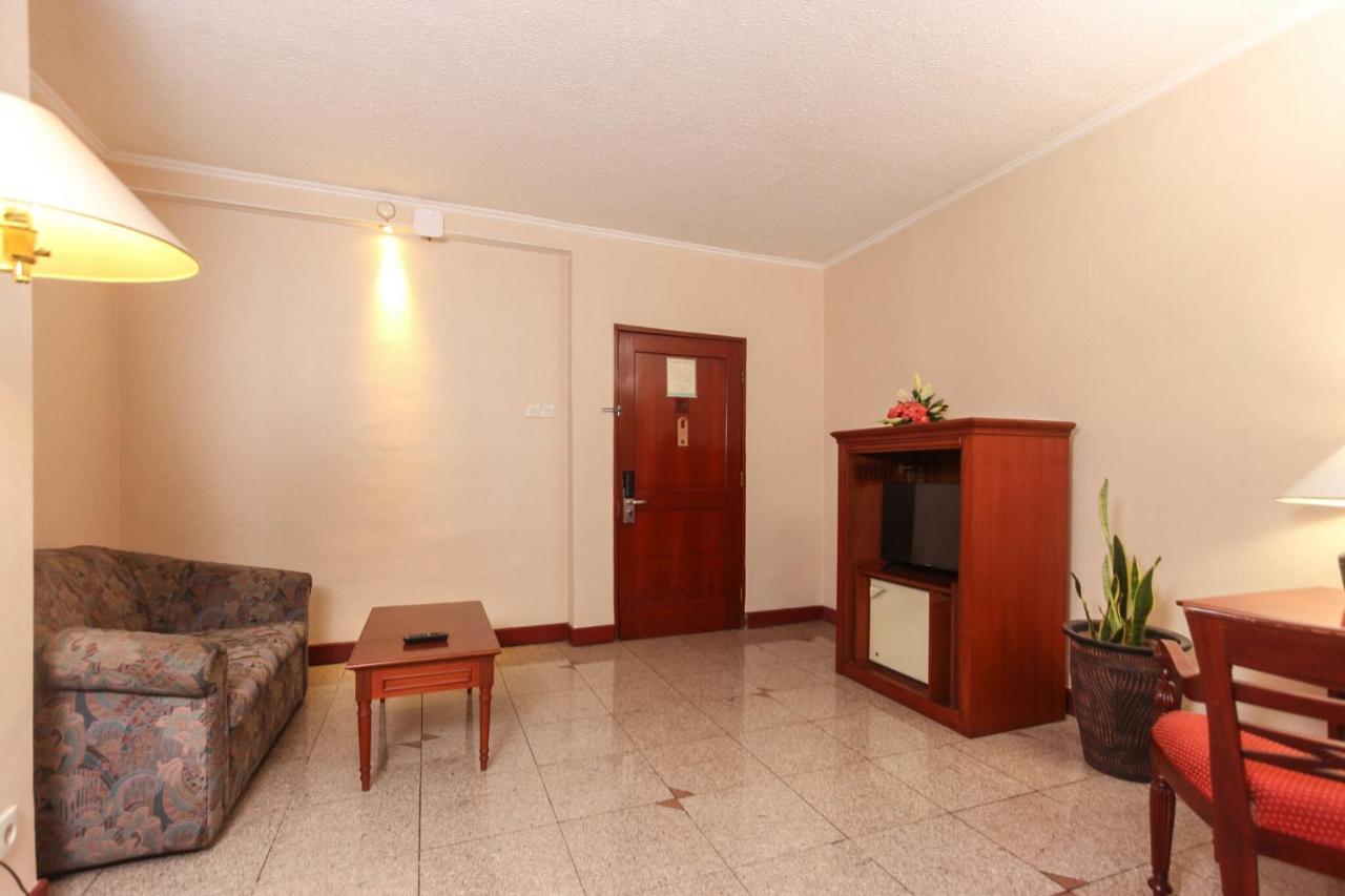 The Jayakarta Suites Bandung Zewnętrze zdjęcie