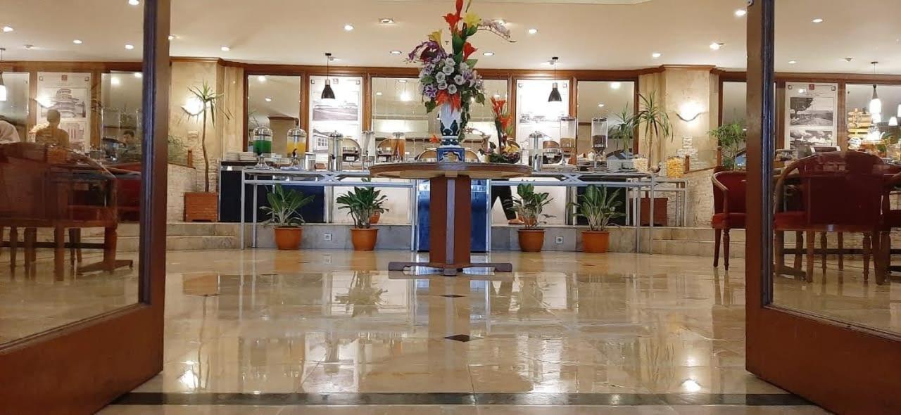 The Jayakarta Suites Bandung Zewnętrze zdjęcie